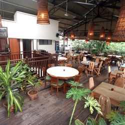 Bubu Rooftop Restolounge