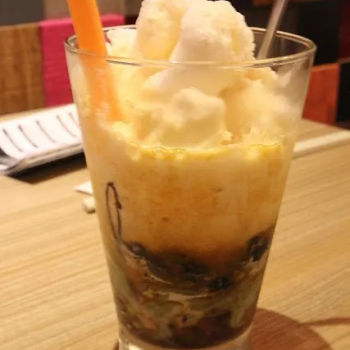 Three Colours Delite