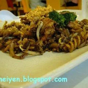 Chinese Stirfried Pasta