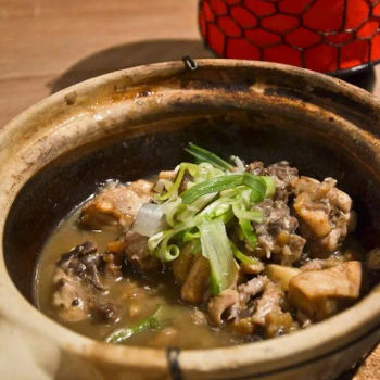 Claypot Chicken, Yam & Dried Shrimps with NamYue sauce