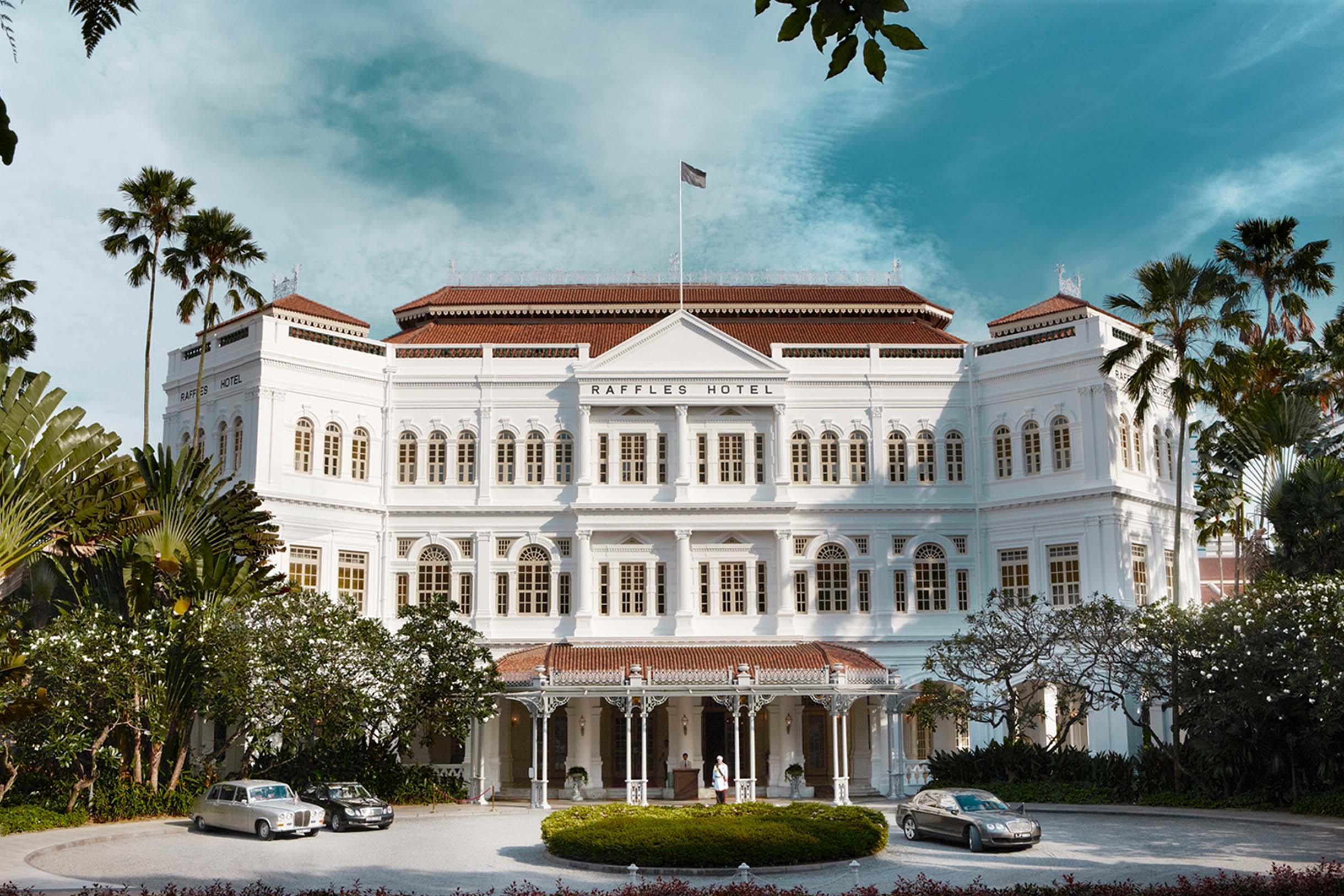 Proud Associate of Raffles Hotel Singapore - The Past Perfect Collection