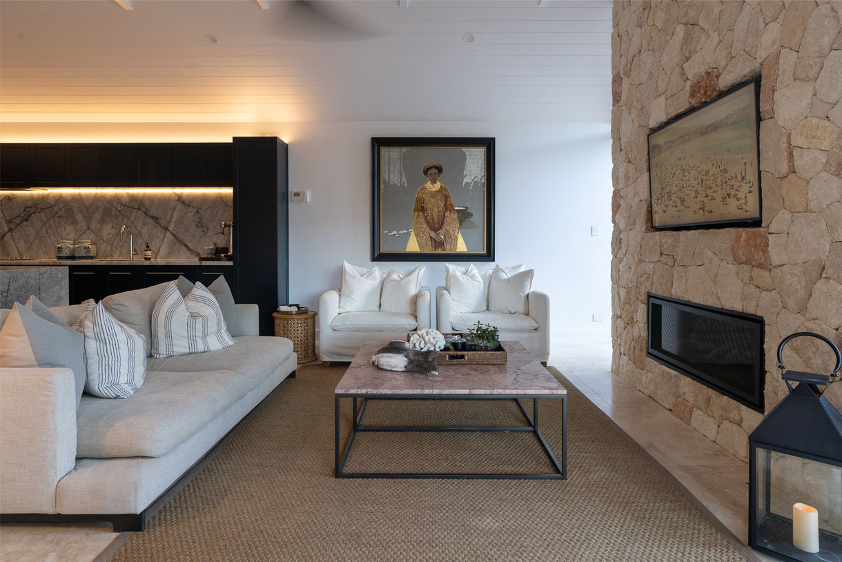 The Mermaid House - Tropical Luxury - The Past Perfect Collection