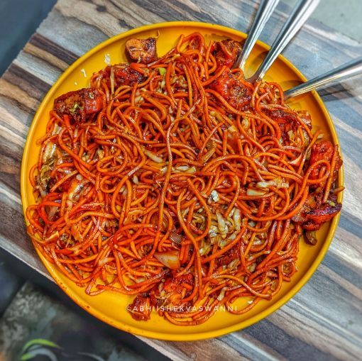 Picture of Schezwan Chicken Noodles 