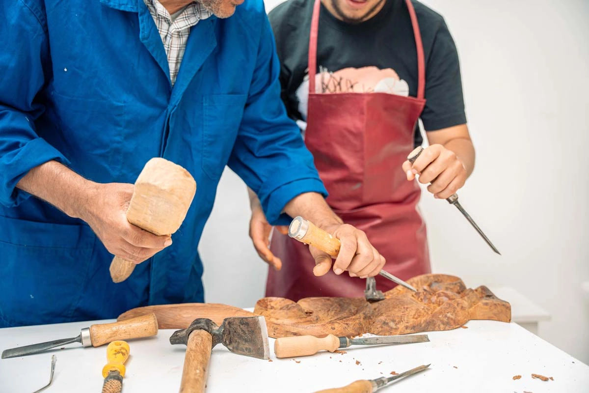 Thuya Wood Box Workshop: Create Your Own Handcrafted Box 9