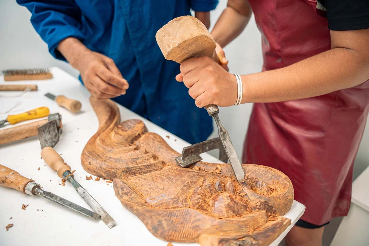 Thuya Wood Box Workshop: Create Your Own Handcrafted Box 13