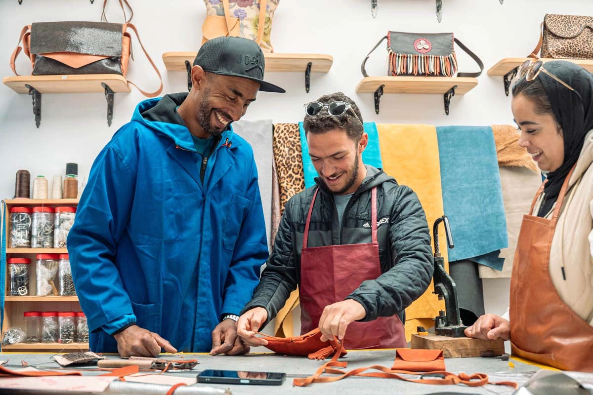 Leathercraft Workshop: Create Your Own Moroccan Leather Phone Case 10