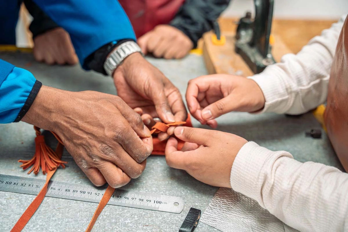 Leathercraft Workshop: Create Your Own Moroccan Leather Phone Case 15