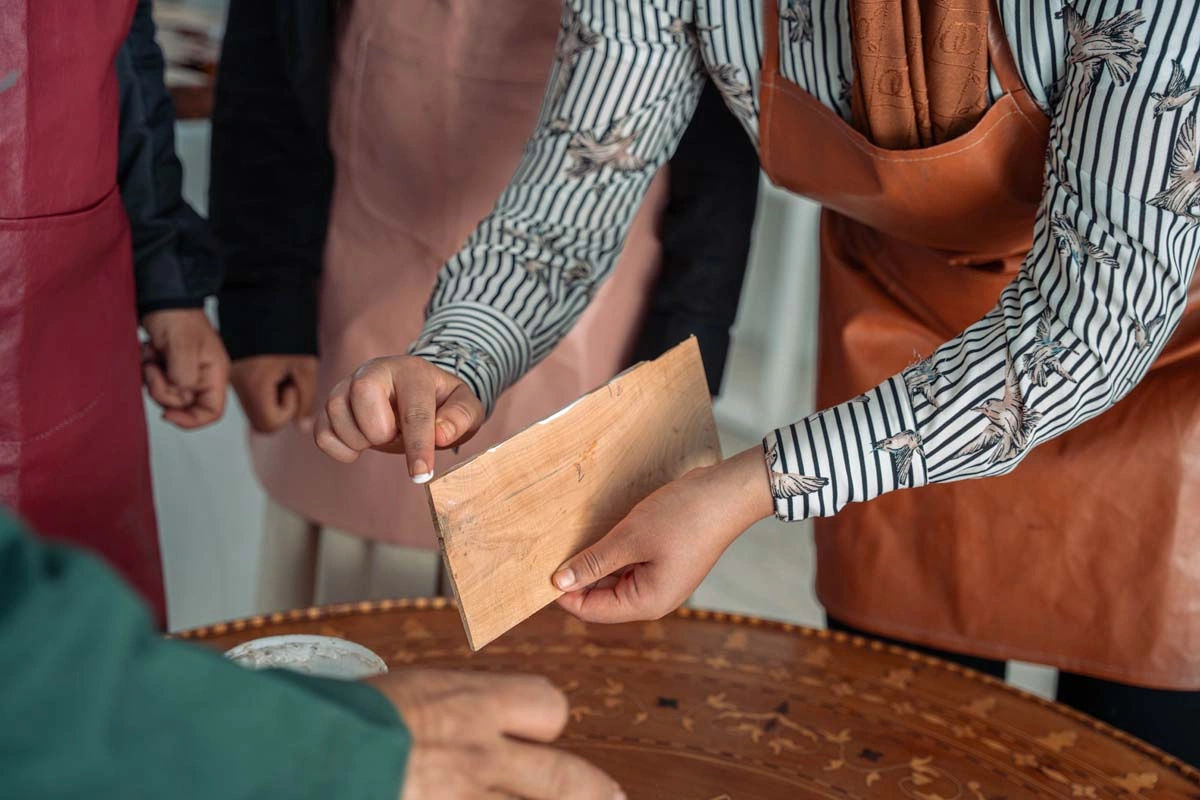 Thuya Wood Art Workshop: Create Your Own Moroccan Chess Set 3