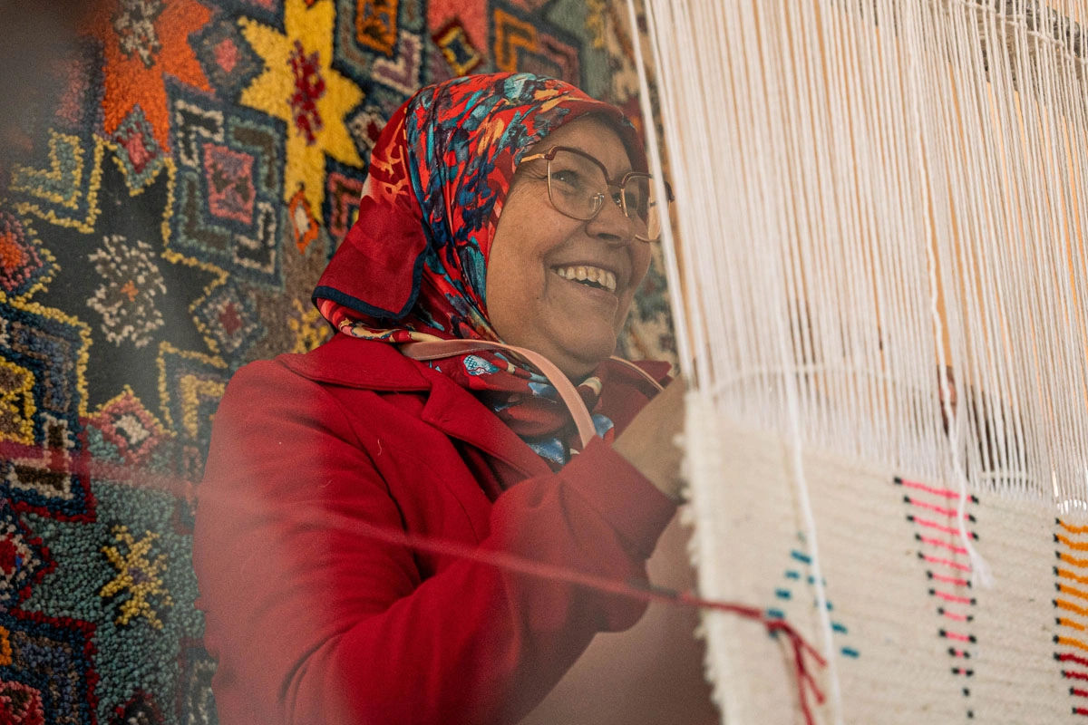 Carpet Weaving Workshop with Essaouira Women Craftsmen 4