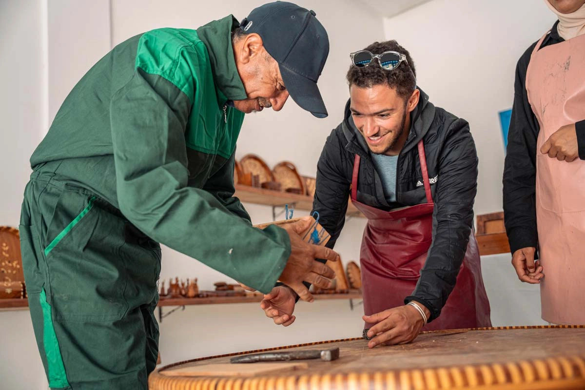 Thuya Wood Art Workshop: Create Your Own Moroccan Chess Set 4