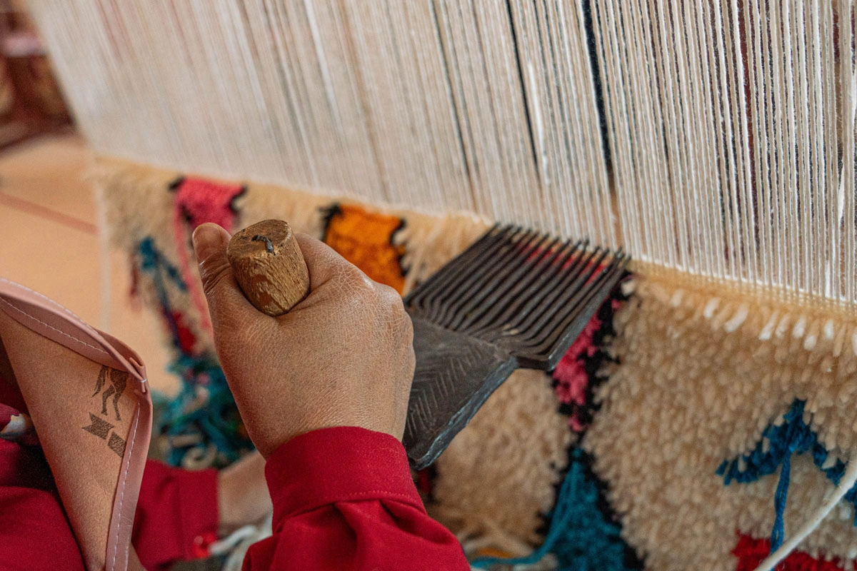 Carpet Weaving Workshop with Essaouira Women Craftsmen 5