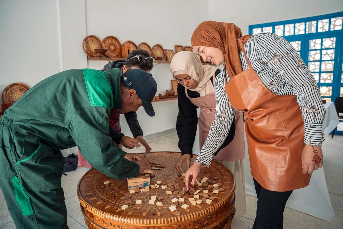 Thuya Wood Art Workshop: Create Your Own Moroccan Chess Set 6