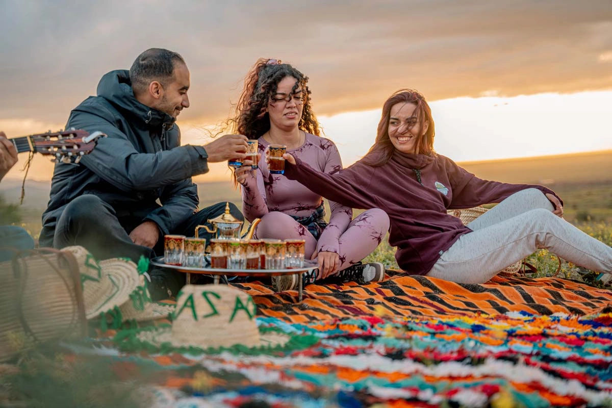 Traditional Picnic Experience: Seasonal Dishes & Mint Tea in Nature 5