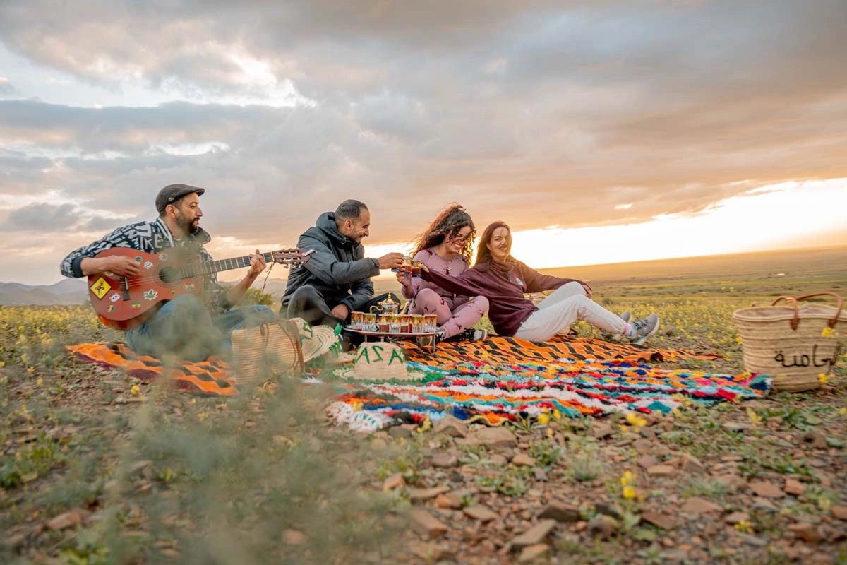 Traditional Picnic Experience: Seasonal Dishes & Mint Tea in Nature 4