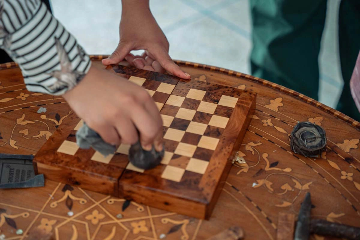 Thuya Wood Art Workshop: Create Your Own Moroccan Chess Set 10