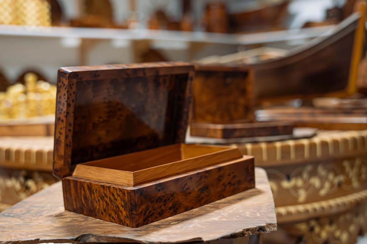 Thuya Woodcraft Workshop: Create Your Own Moroccan Thuya Box