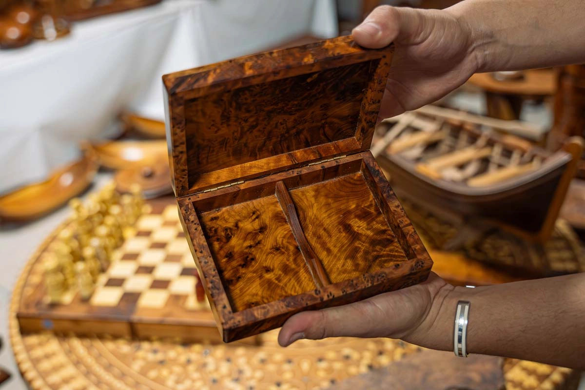 Thuya Woodcraft Workshop: Create Your Own Moroccan Thuya Box 13