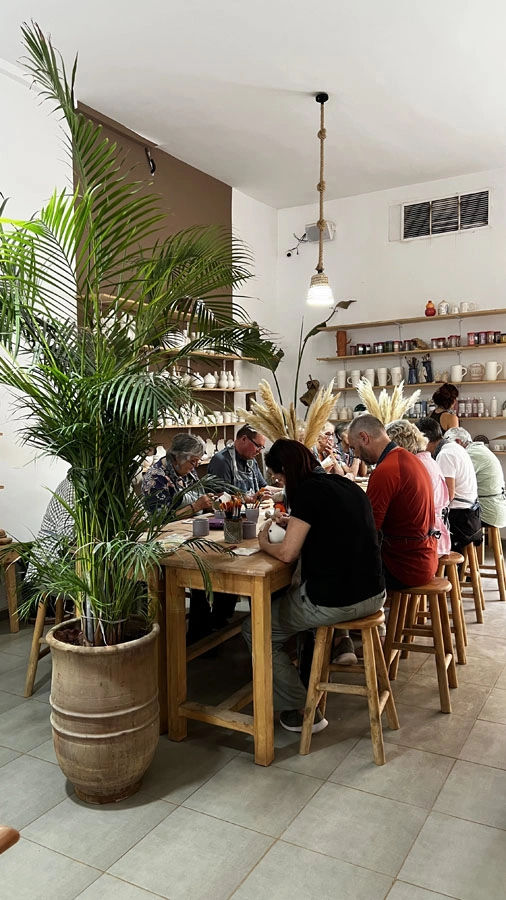 Ceramic Painting Workshop in Marrakech 9