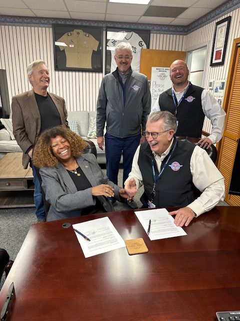 RAM mobile dental unit