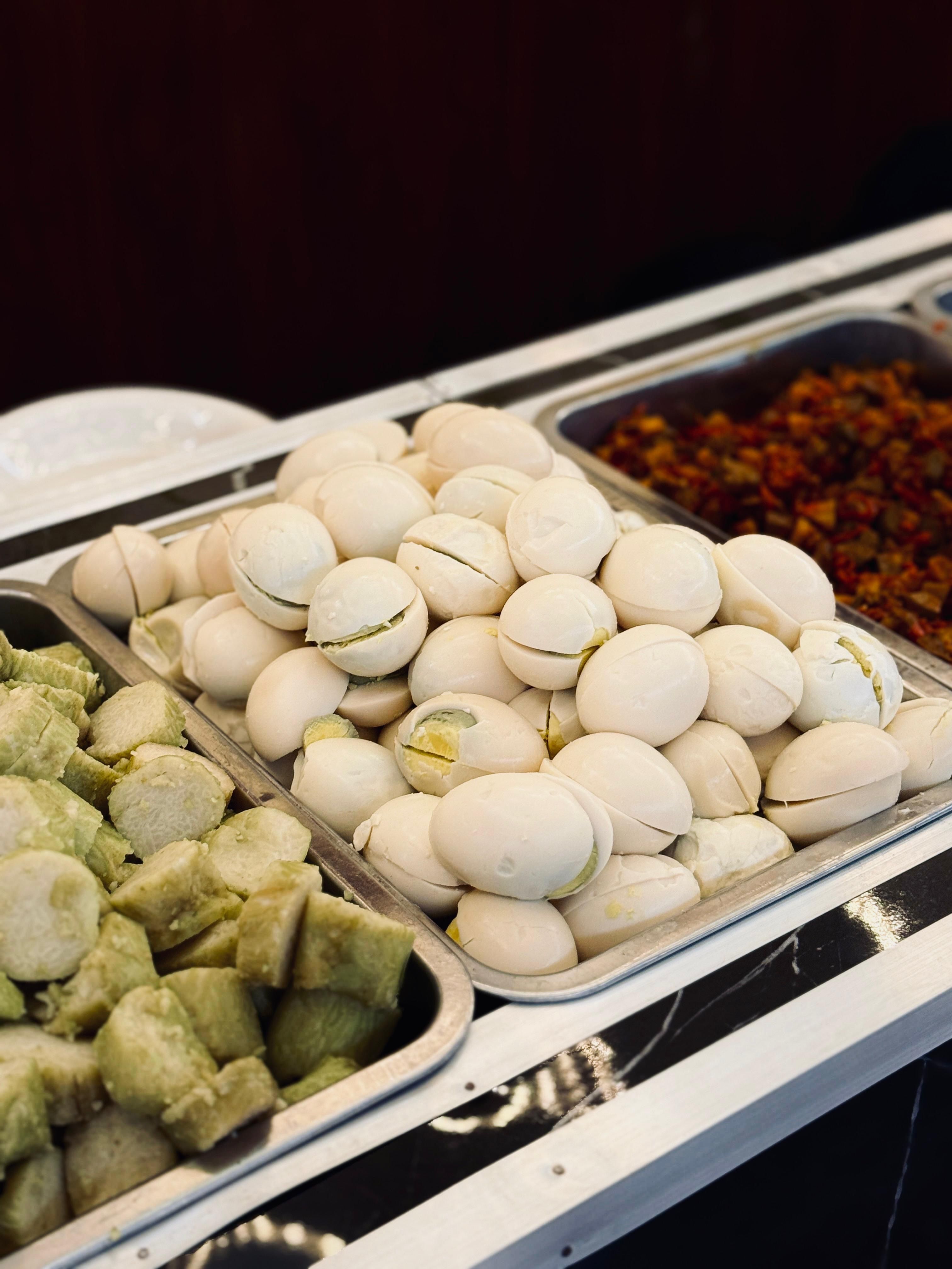 Lontong Telur Hangat, Sarapan Sempurna untuk Hari yang Produktif
