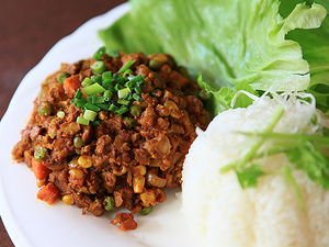 TEMPEH DRY CURRY BOX