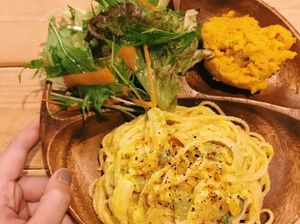 カボチャクリームとブロッコリーのパスタプレート