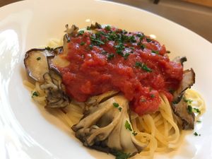 トマトパスタ有機きのこ入り