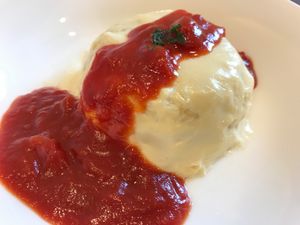 とろ湯葉オムライス