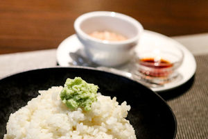 島根わさびのすりたてわさび丼