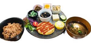 マクロビプレート