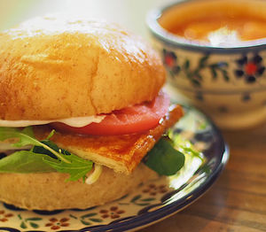 うすあげバーガー