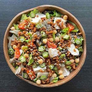お豆のビーガンサラダボウル