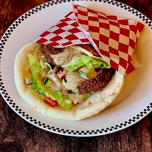 ファラフェルサンドイッチ