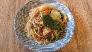 パッタイみたいなやつ