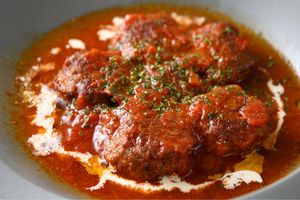 淡路島トマトとミートボールの煮込み