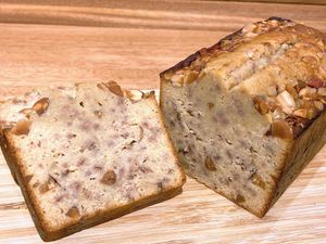 低糖質たっぷりナッツの甘酒パウンドケーキ