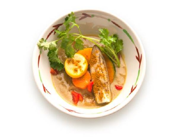 New style Morioka Reimen in Shibuya! Vegan noodles served in Italian style, in curry soup or in hot.  【Reimen Dining TSURUSHIKO】