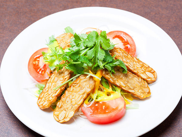PEANUTS SAUCE SALAD TEMPEH SALAD