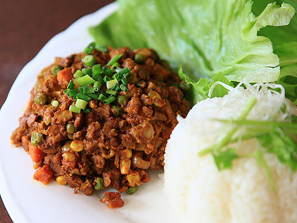 TEMPEH DRY CURRY BOX