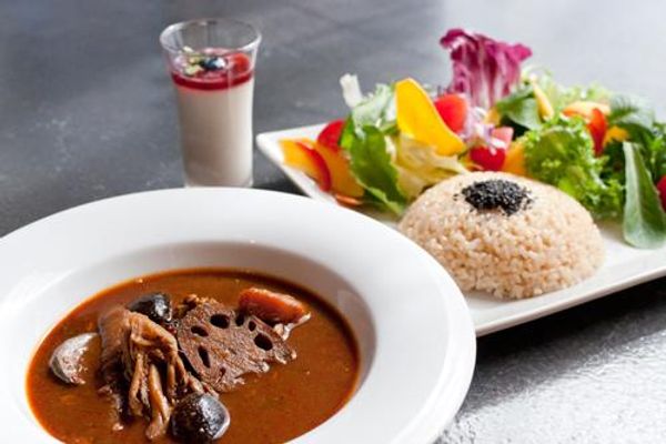 Healthy Homemade Black Curry