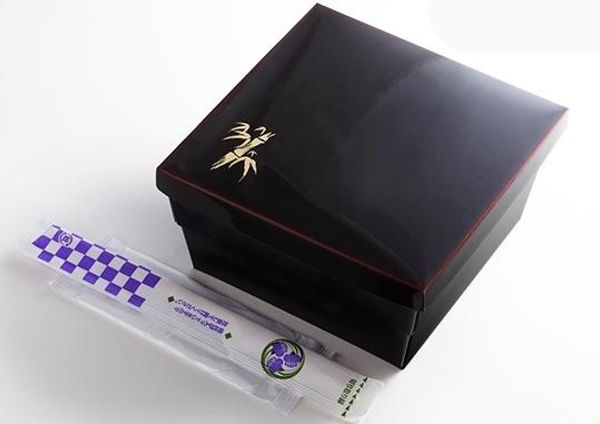 おもてなし2段 弁当