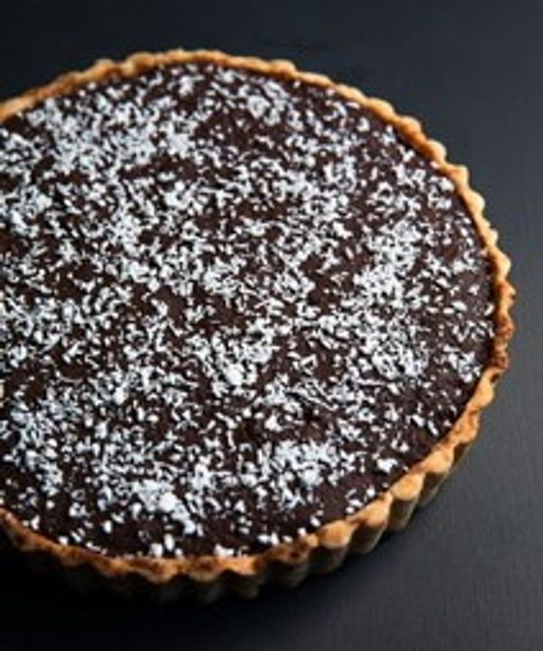 Baked cacao and raw chocolate tart