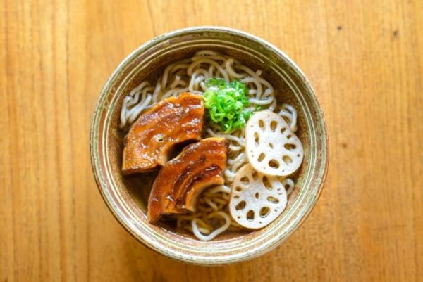 ヴィーガン沖縄蓮根そば