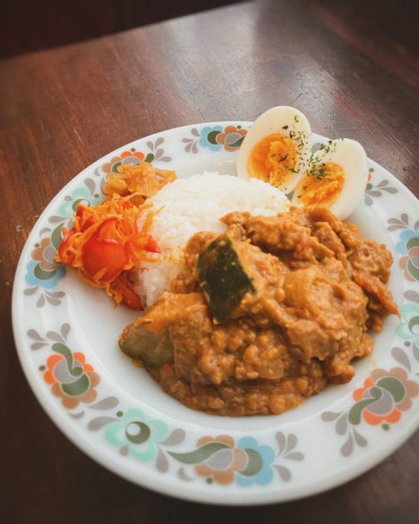 カレー(週末のみ)