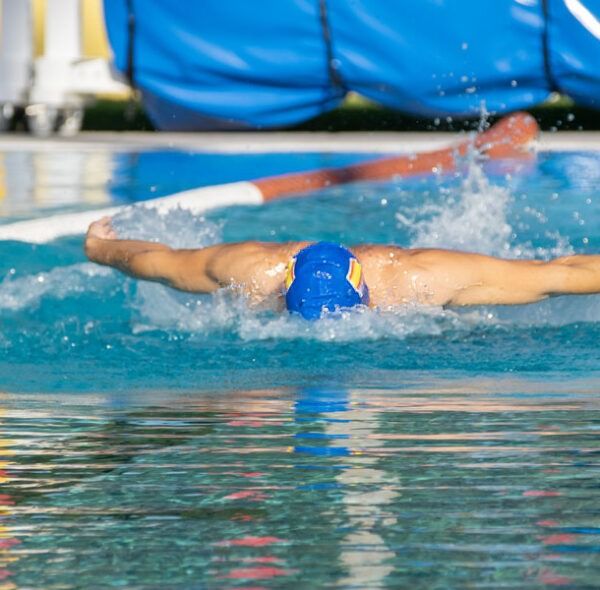 Planes de entrenamiento para diferentes niveles de nadadores