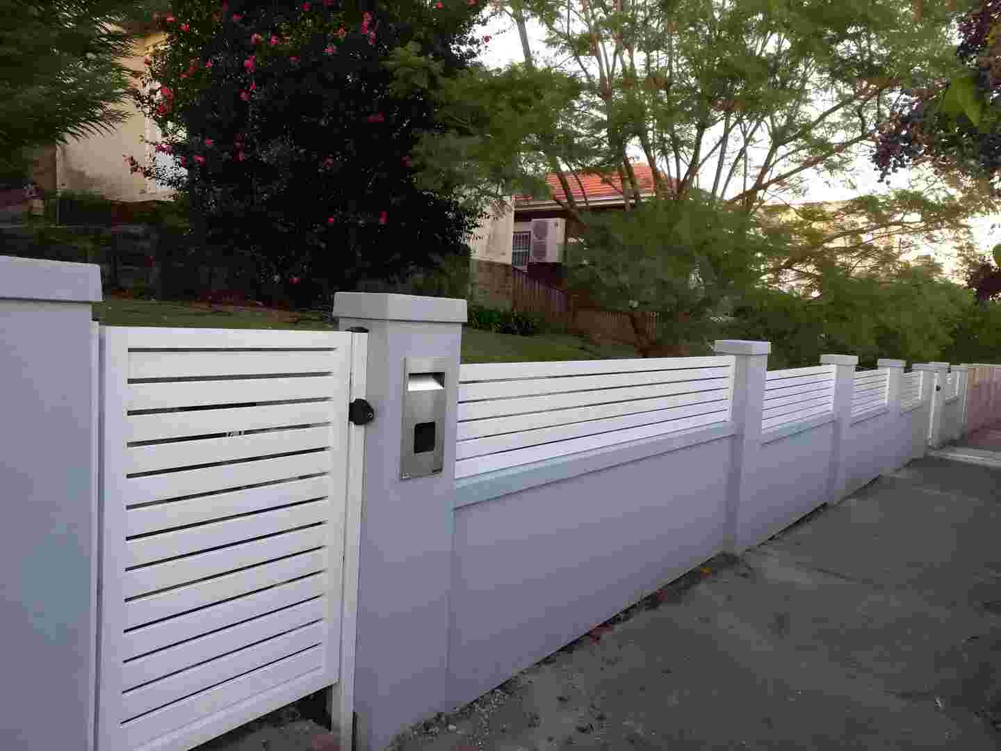 Colorbond fencing installation