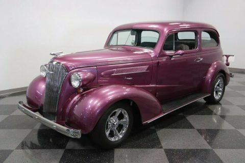well modified 1937 Chevrolet Deluxe custom for sale