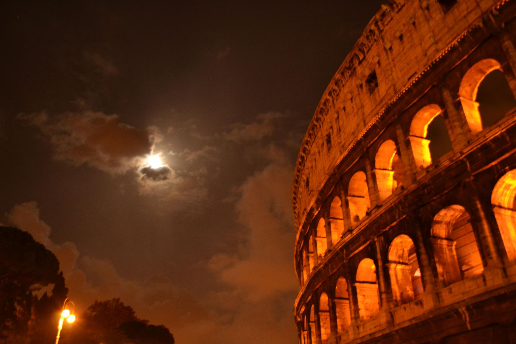 Study MBBS in Italy - Medical universities and campus view