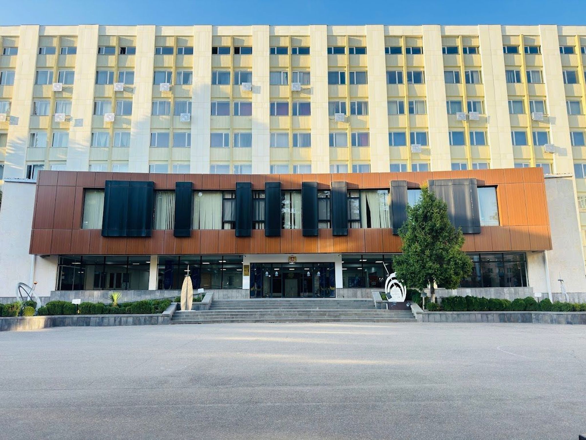 Metsnierebi University campus - MBBS in Georgia for Indian students