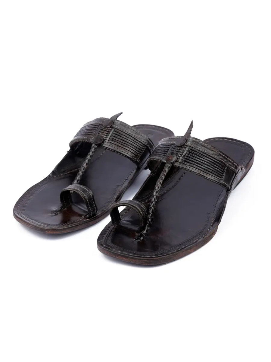 Flat Tip Elegance Men Kolhapuri Chappal